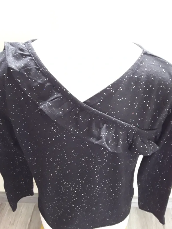 Tee-shirt manches longues 10 ans (140 cm) - photo numéro 2