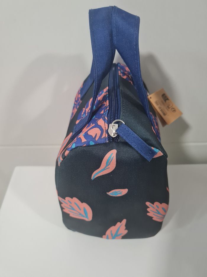 Joli petit sac fleuri – Neuf avec étiquette 🌼 - photo numéro 2