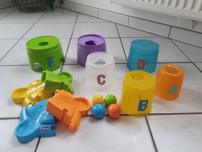 Tour Vtech avec ses balles - photo numéro 3