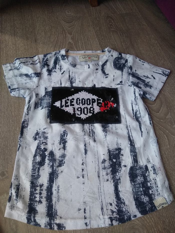 T shirt Lee Cooper taille 6 ans