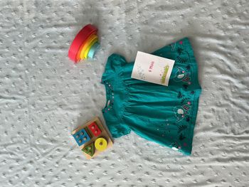 robe manches courtes turquoise broderie au bas ouverture totale au dos 6 mois du pareil au même