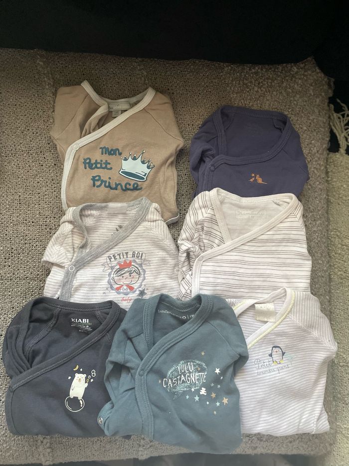 Lot body + pyjama 1 mois - photo numéro 2