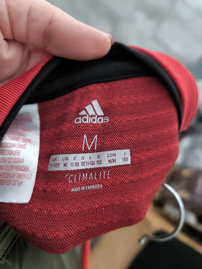 Maillot foot adidas Manchester 2018-2019 taille 11 12 ans - photo numéro 4