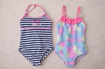Lot 2 maillots de bain fille 4 ans