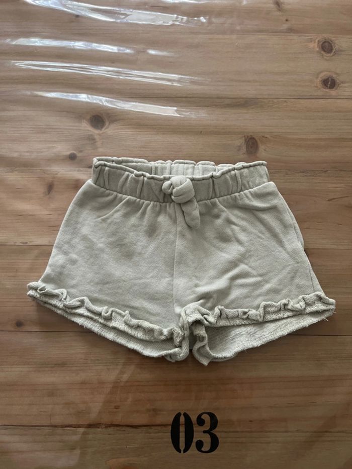 Short vert amande Kiabi 18 mois