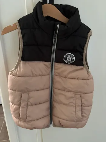 Doudoune sans manches bicolore Tissaia 6 ans parfait état