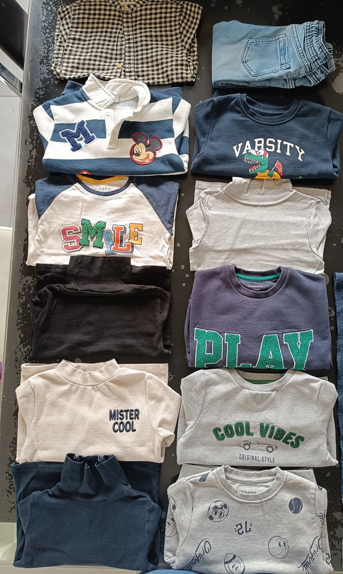 Lot de vêtements 4 ans