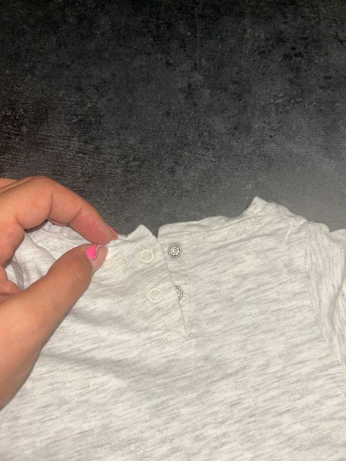 Tee shirt à manches longues bébé gris - photo numéro 8