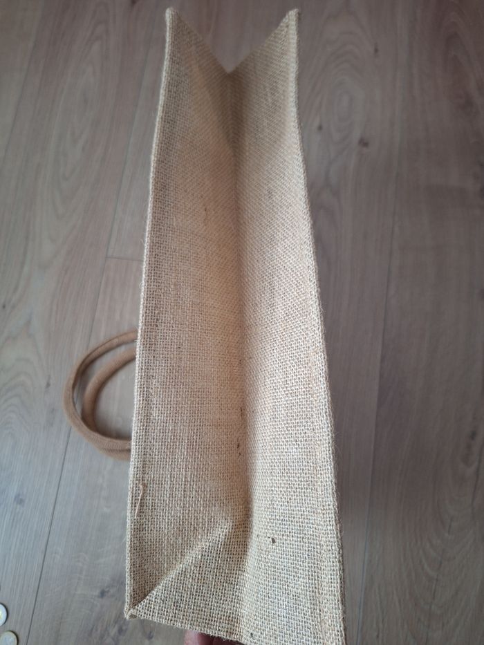 Clarins veritable et authentique sac neuf en toile de jute 30x40x15 cm - photo numéro 3