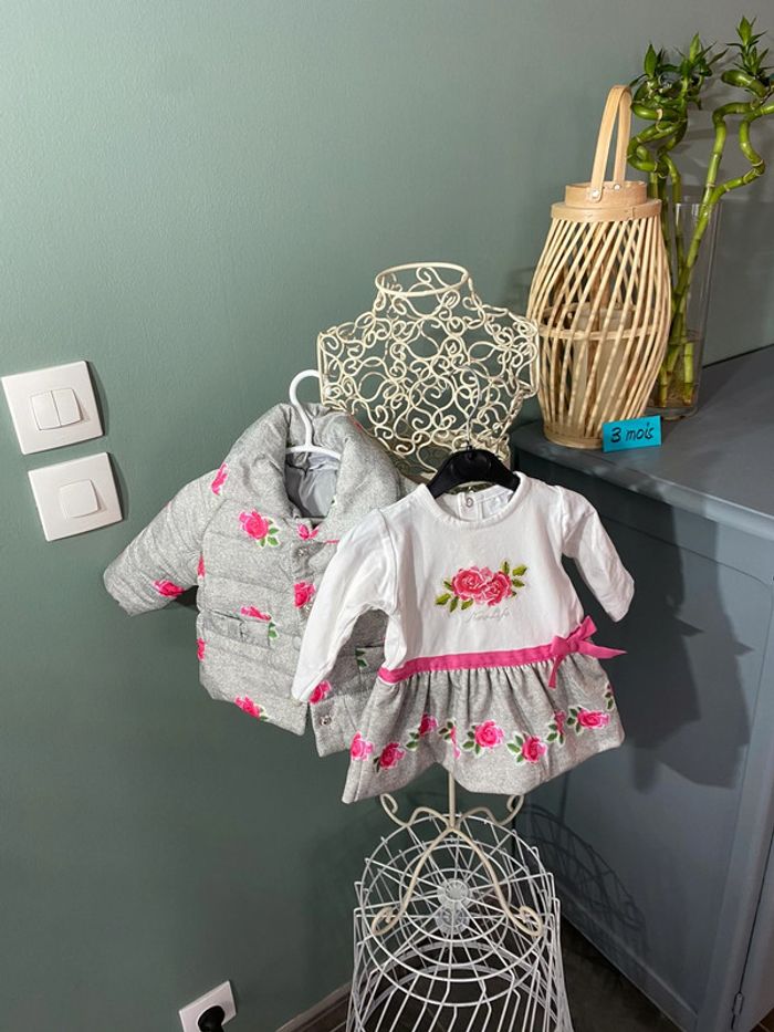 Ensemble fille 3 mois robe et manteau doudoune