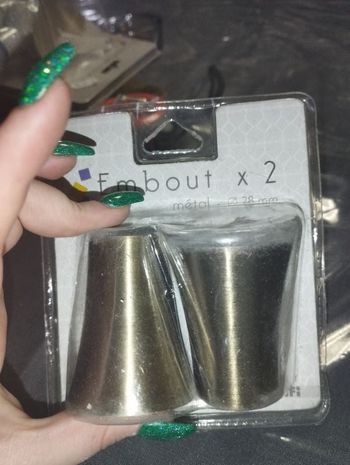 Embout tringle a rideau