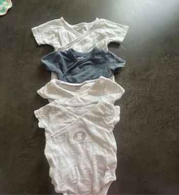 Lot de 4 bodies manches courtes