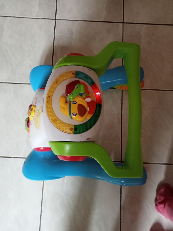 Vend pousse pousse - photo numéro 6