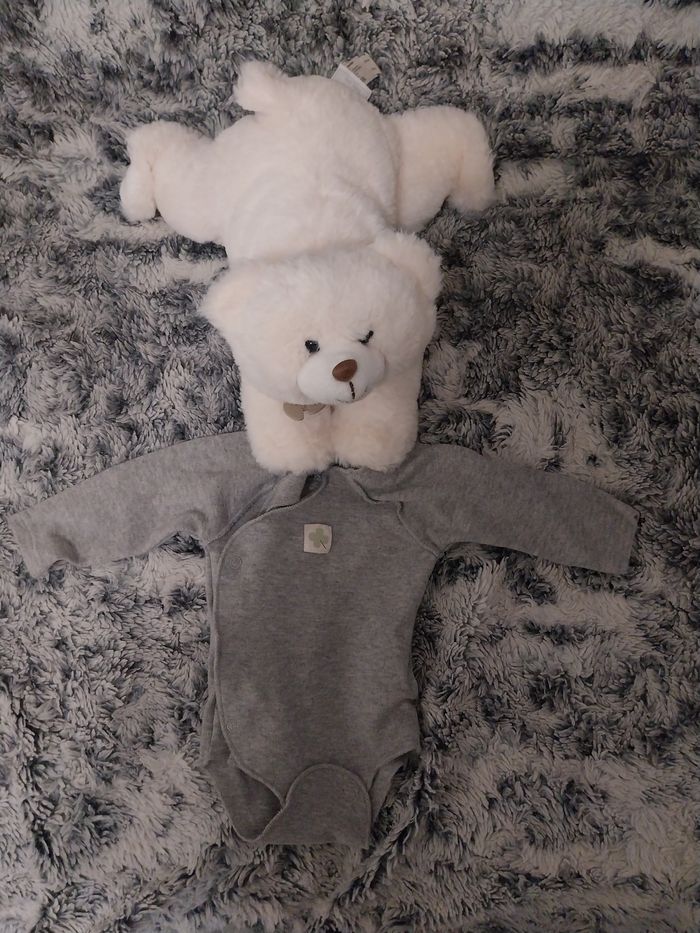 Lot vêtements 1 mois - photo numéro 5