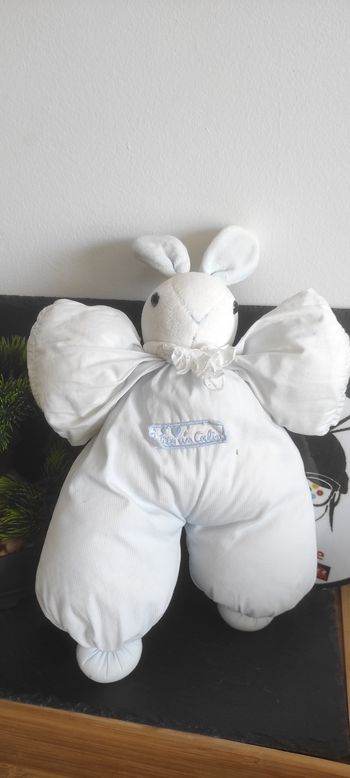 Doudou lapin rayé bleu Vite un calin moulin roty peluche blanc bleu ancien