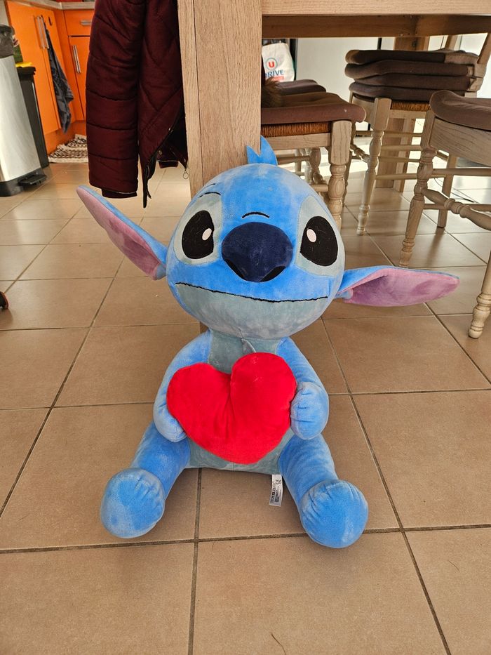 Grosse peluche stitch