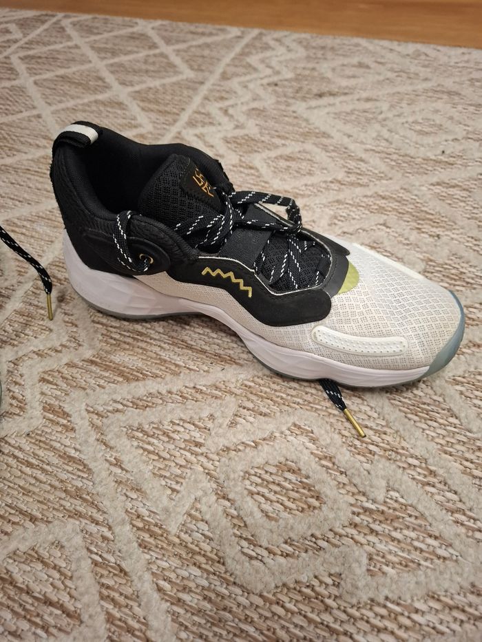 Baskets adidas - photo numéro 2