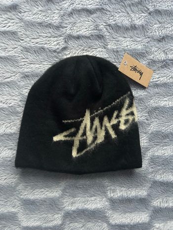 Bonnet Stüssy noir neuf avec étiquette