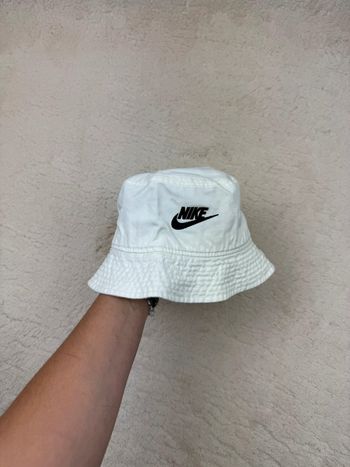 Bob Nike Logo Brodé Neuf Taille S