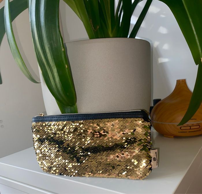 Trousse à sequin doré - photo numéro 5