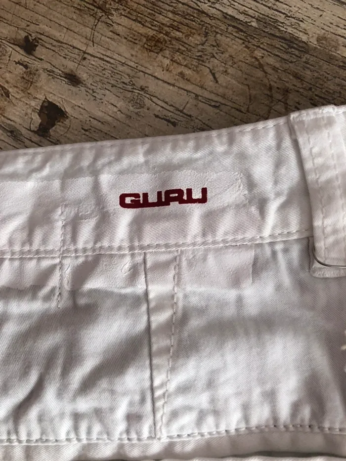 Short blanc Guru - photo numéro 8