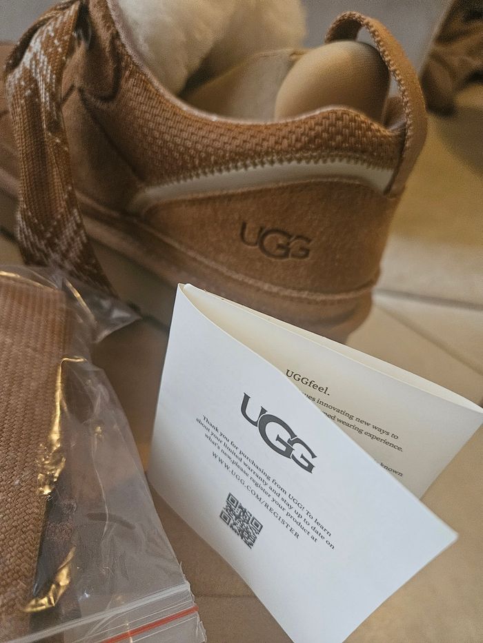 Ugg Lownel taille 44 neuves - photo numéro 4