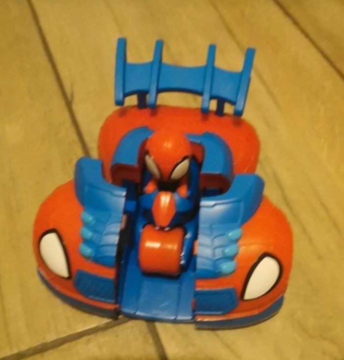 Voiture moto spiderman - photo numéro 3