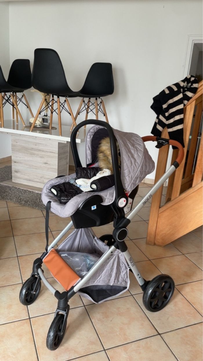 Poussette - photo numéro 2