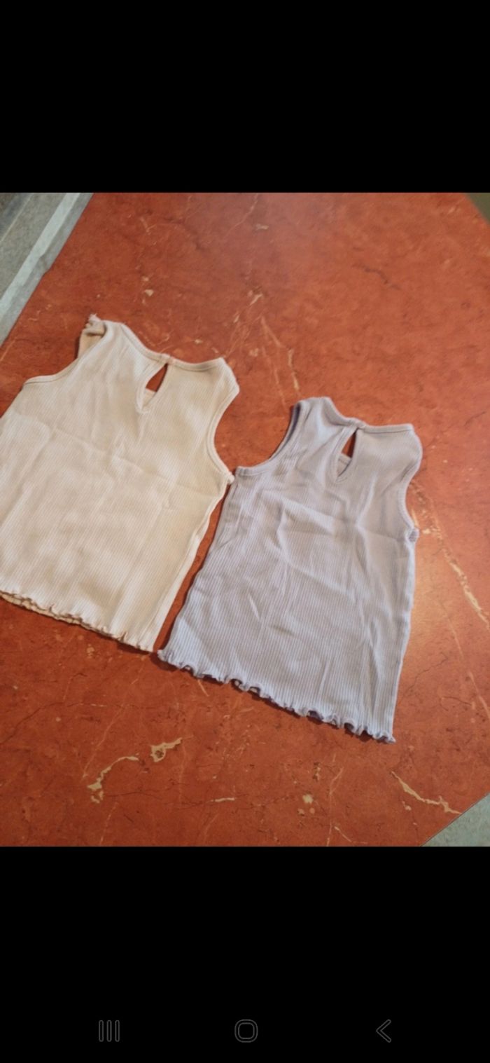 Lot de 2 débardeurs fille taille 3 ans - photo numéro 4