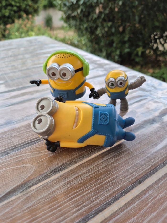 Lot de 3 figurines minions