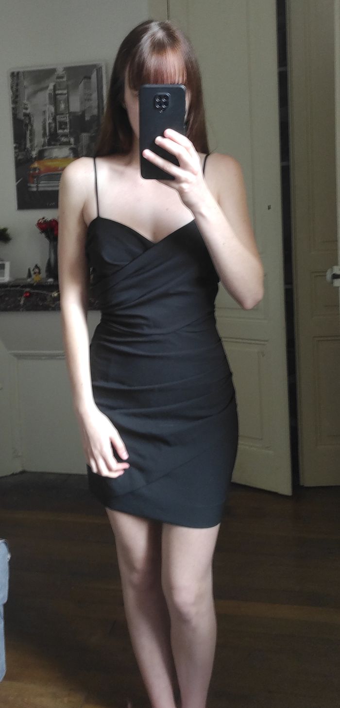 Robe de soirée noire Zara