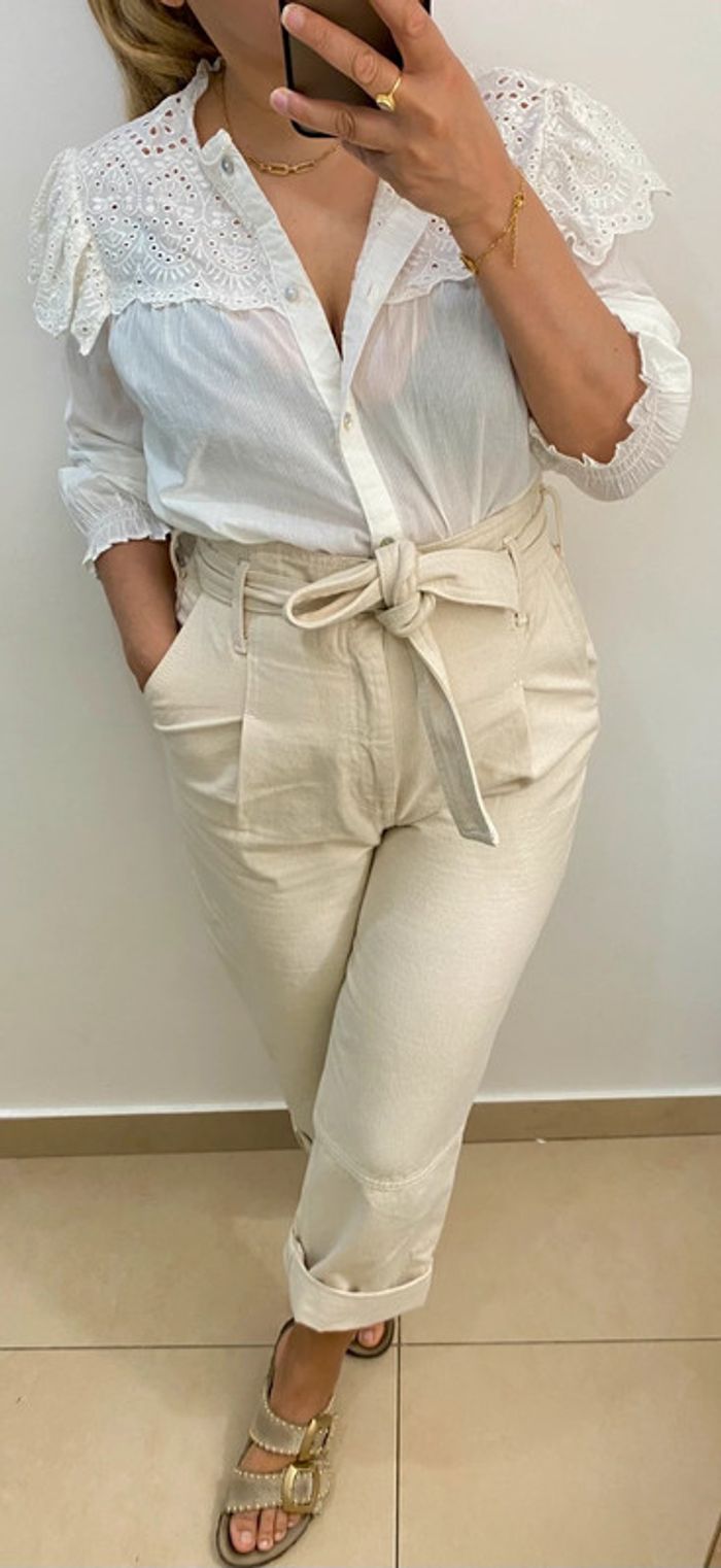 Chemise blanche avec broderie et volant Taille L - photo numéro 2