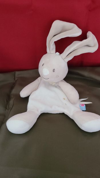 DOUDOU SUCRE D'ORGE LAPIN PLAT BLANC BEIGE NOEUD PAPILLON ETOILE OR