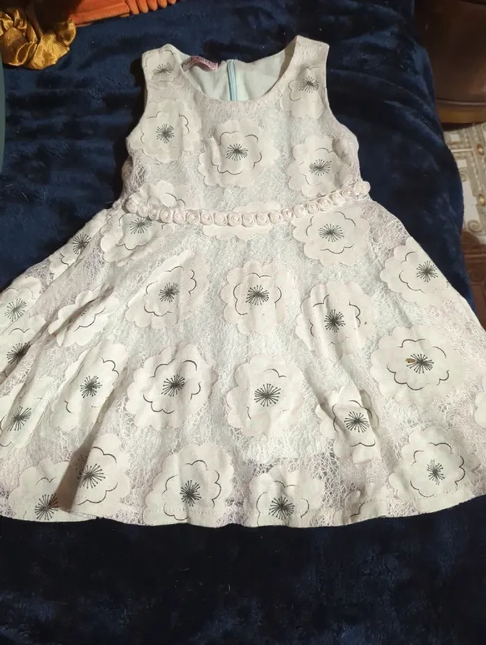 Petite robe de cérémonie