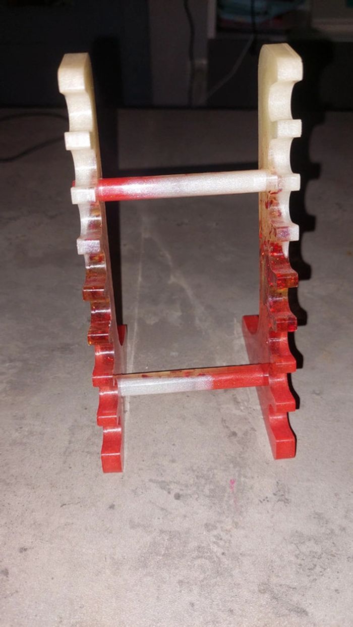 Porte crayon en résine - photo numéro 3