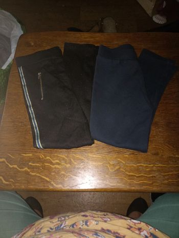 Lot 2 leggings