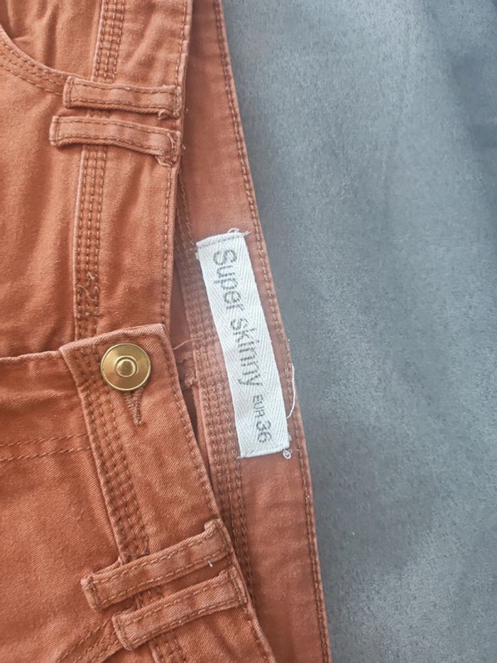 Jean marque super skinny - photo numéro 3