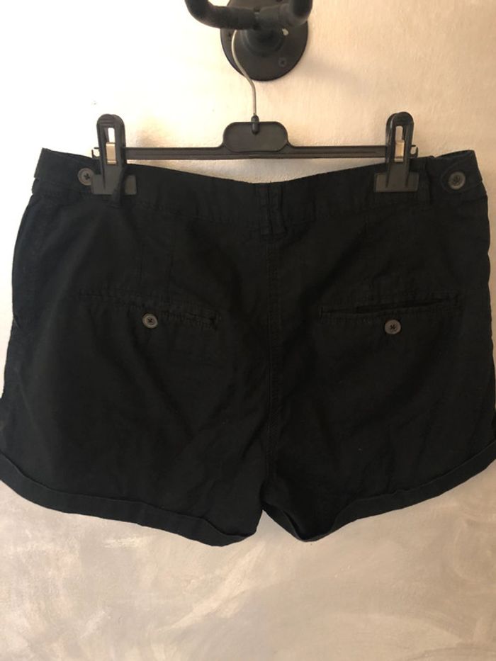 Short femme noir taille 40 H&M - photo numéro 2
