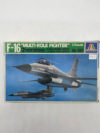 Maquette Italeri F-16 multi-role fighter