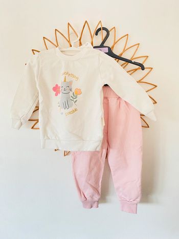 Ensemble sweat & pantalon 24 mois comme neuf