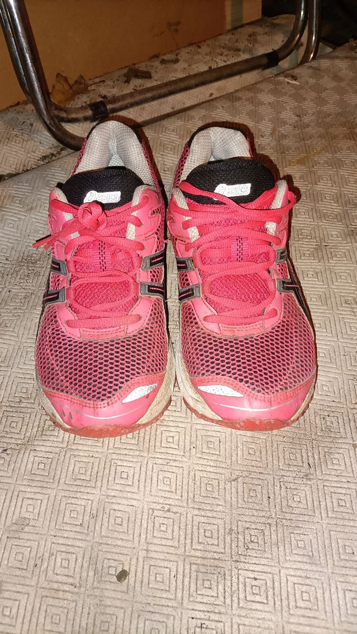 Chaussures Basket femme Asics 39.5