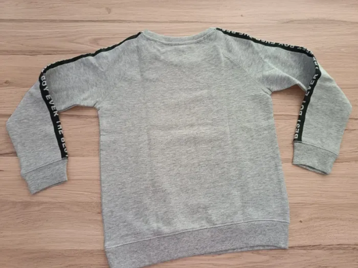 Pull gris neuf - photo numéro 2