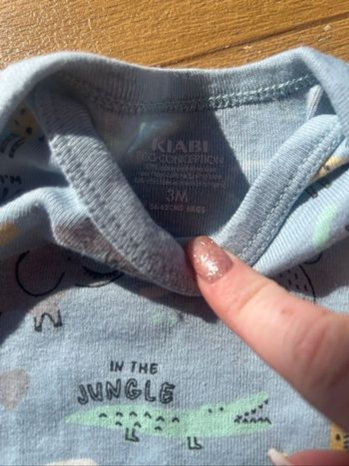 Bodies taille 3 mois - photo numéro 6