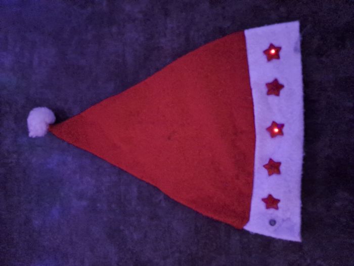 lot 2 bonnets Père Noel - photo numéro 5