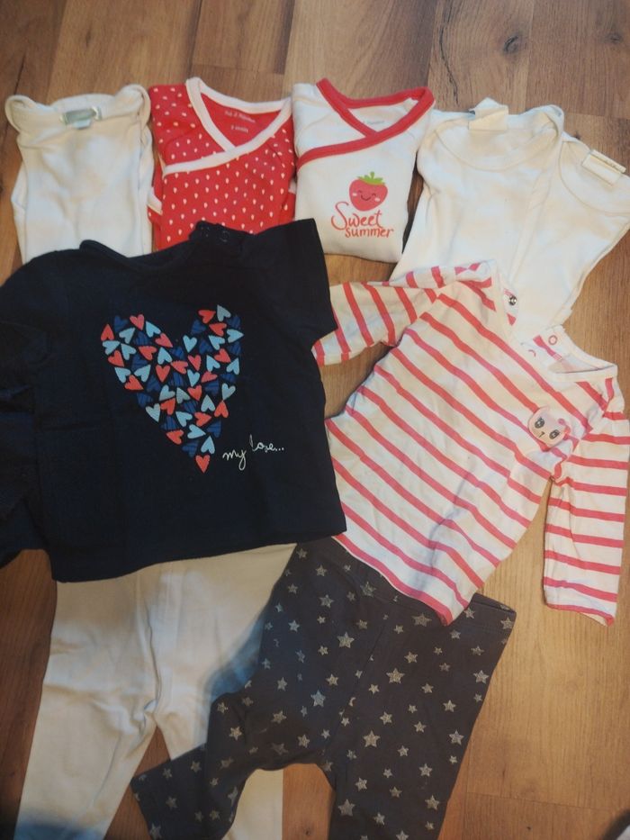 Lot de vêtements - photo numéro 4