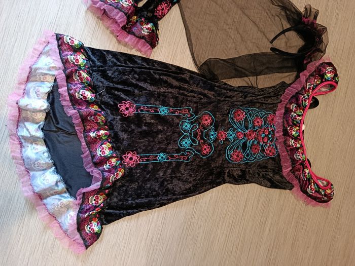 A saisir, costume fille/femme, taille M , " dia de los muertos " - photo numéro 5