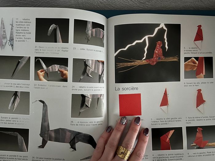 Livre et feuilles d’origami - photo numéro 4
