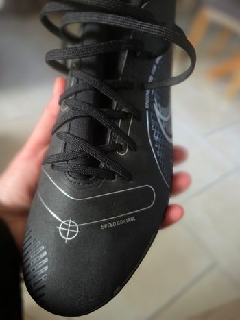 Crampon  nike mercurial superfly 8 pointure  45