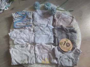 10 bodys croisé manches longues 1 mois
