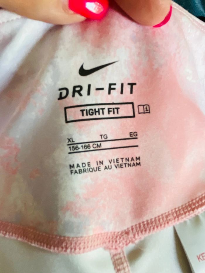 Legging nike 156/166 dry fit - photo numéro 4